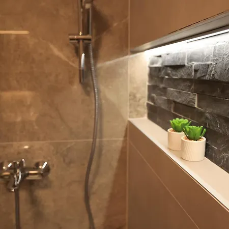 Lux Divine With Private Parking Garage Apartamento *