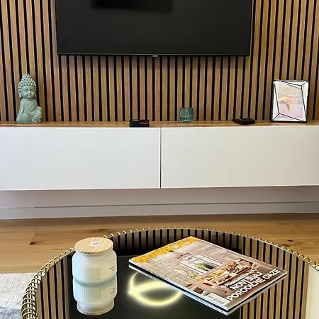 Apartamento Lux Divine With Private Parking Garage Sarajevo