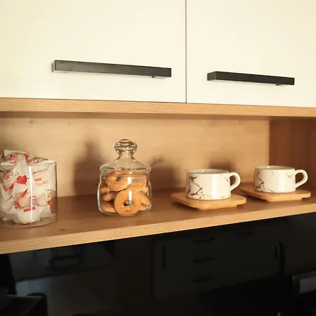 Lux Divine With Private Parking Garage