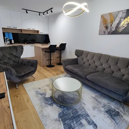 Lux Divine With Private Parking Garage Apartamento