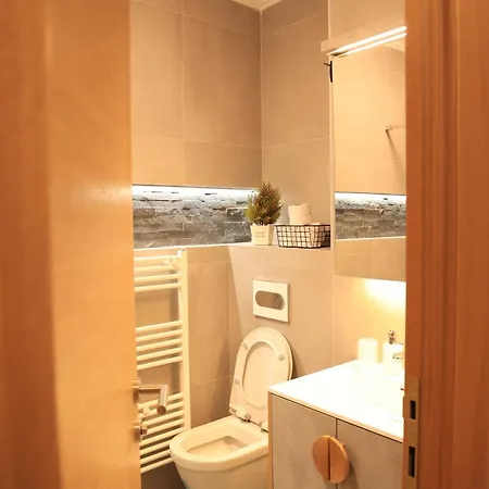 Lux Divine With Private Parking Garage Apartamento Sarajevo