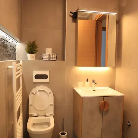 Lux Divine With Private Parking Garage * Saraievo