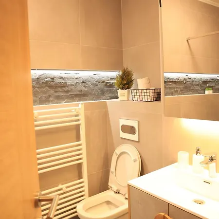 Lux Divine With Private Parking Garage * Sarajevo